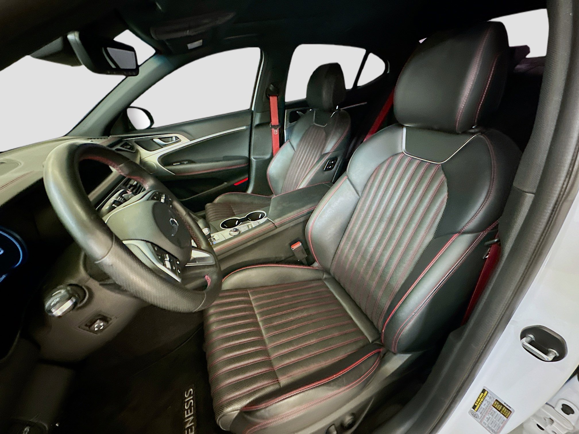 Used 2023 Genesis G70 2.0T w/ Sport Prestige Package image 13