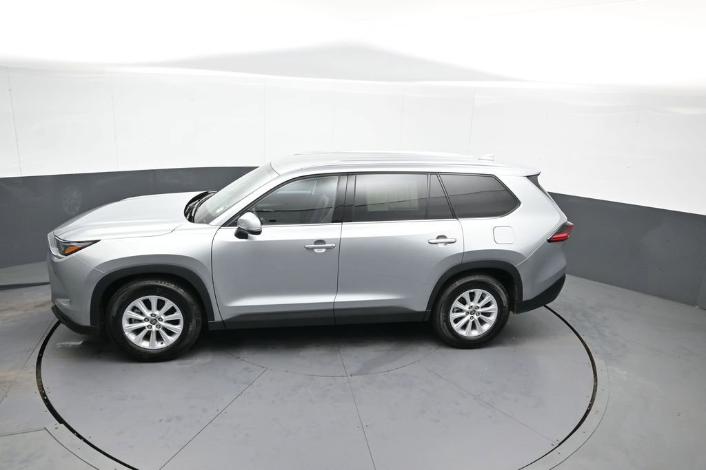 Certified 2025 Toyota Grand Highlander AWD image 42