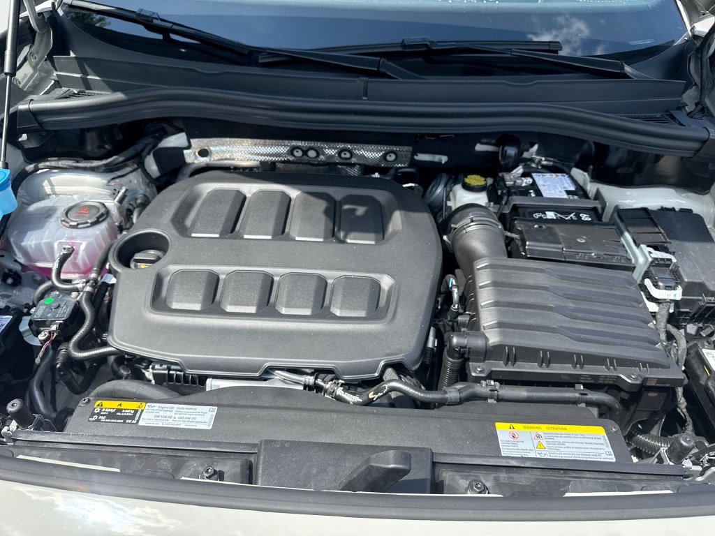 New 2026 Volkswagen Tiguan SE R-Line AWD/4WD image 18