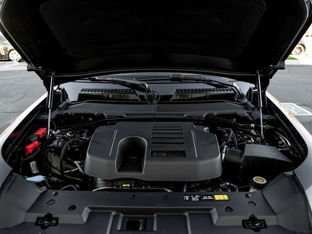 New 2025 Land Rover Defender 130 S AWD/4WD image 34