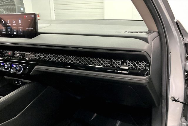 Used 2025 Honda Accord EX-L image 19