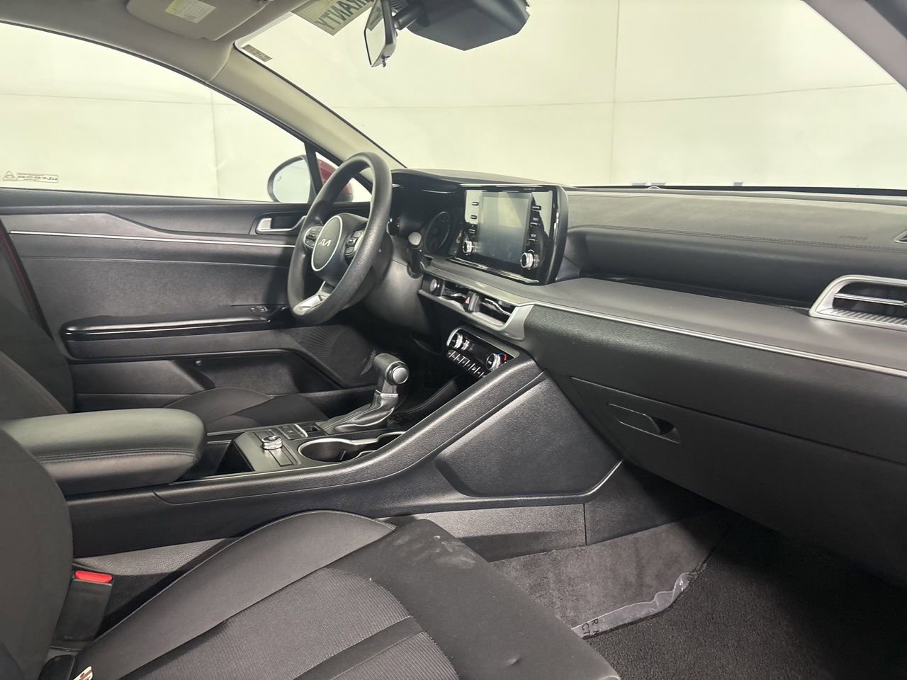 Used 2022 Kia K5 LXS image 28