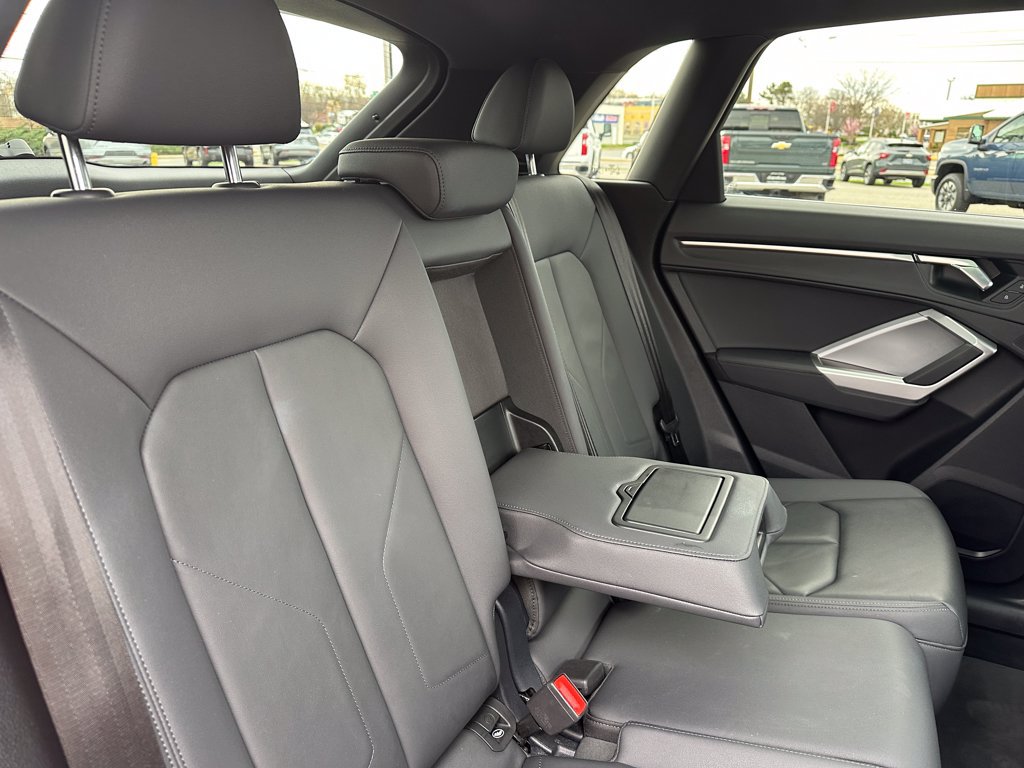 Used 2025 Audi Q3 2.0T Premium AWD/4WD image 18