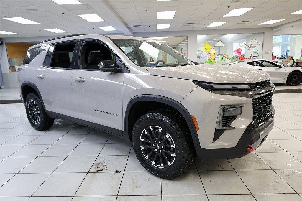 New 2026 Chevrolet Traverse Z71 w/ Driver Confidence Package image 7