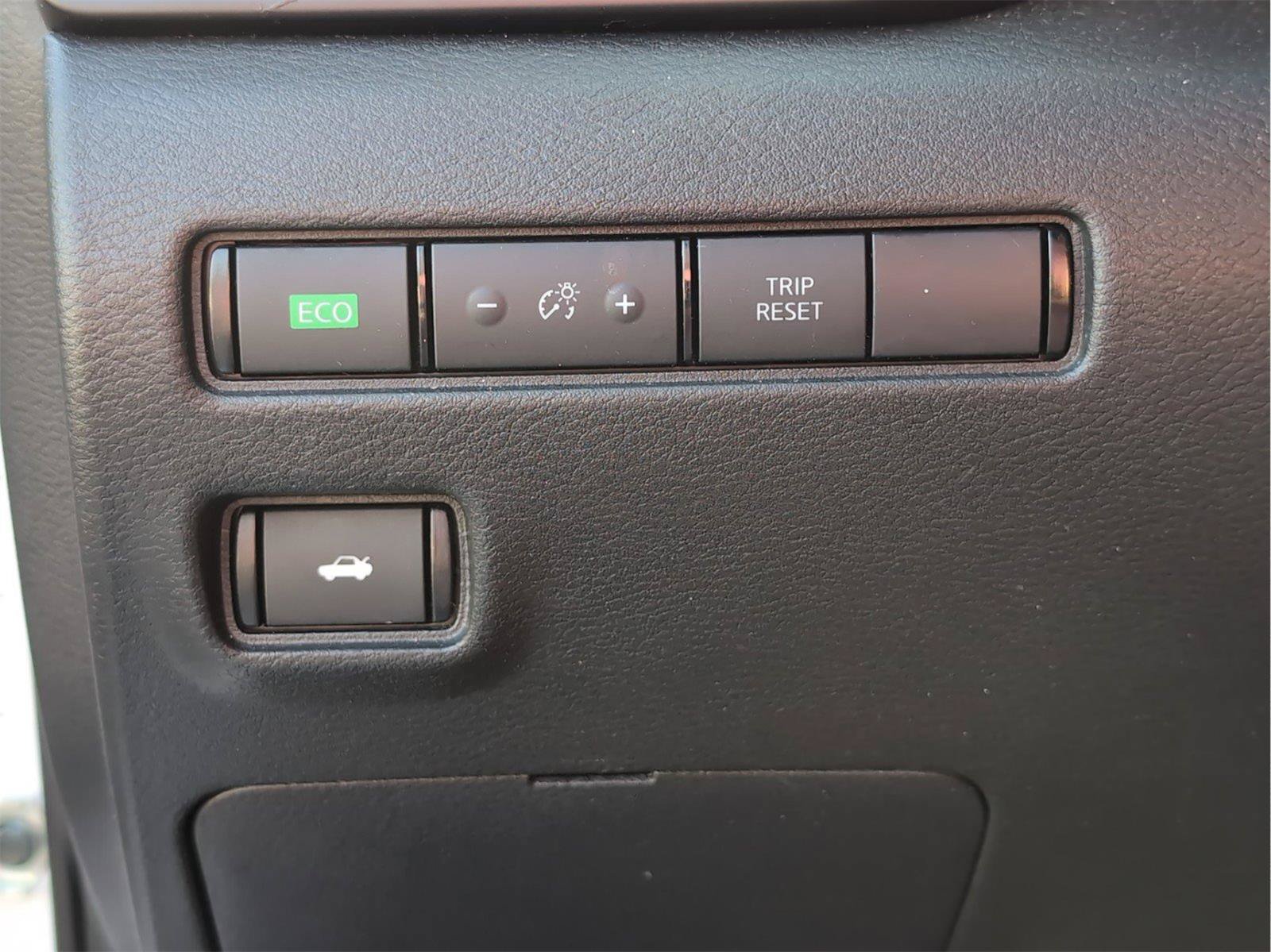 Used 2024 Nissan Sentra S FWD image 24