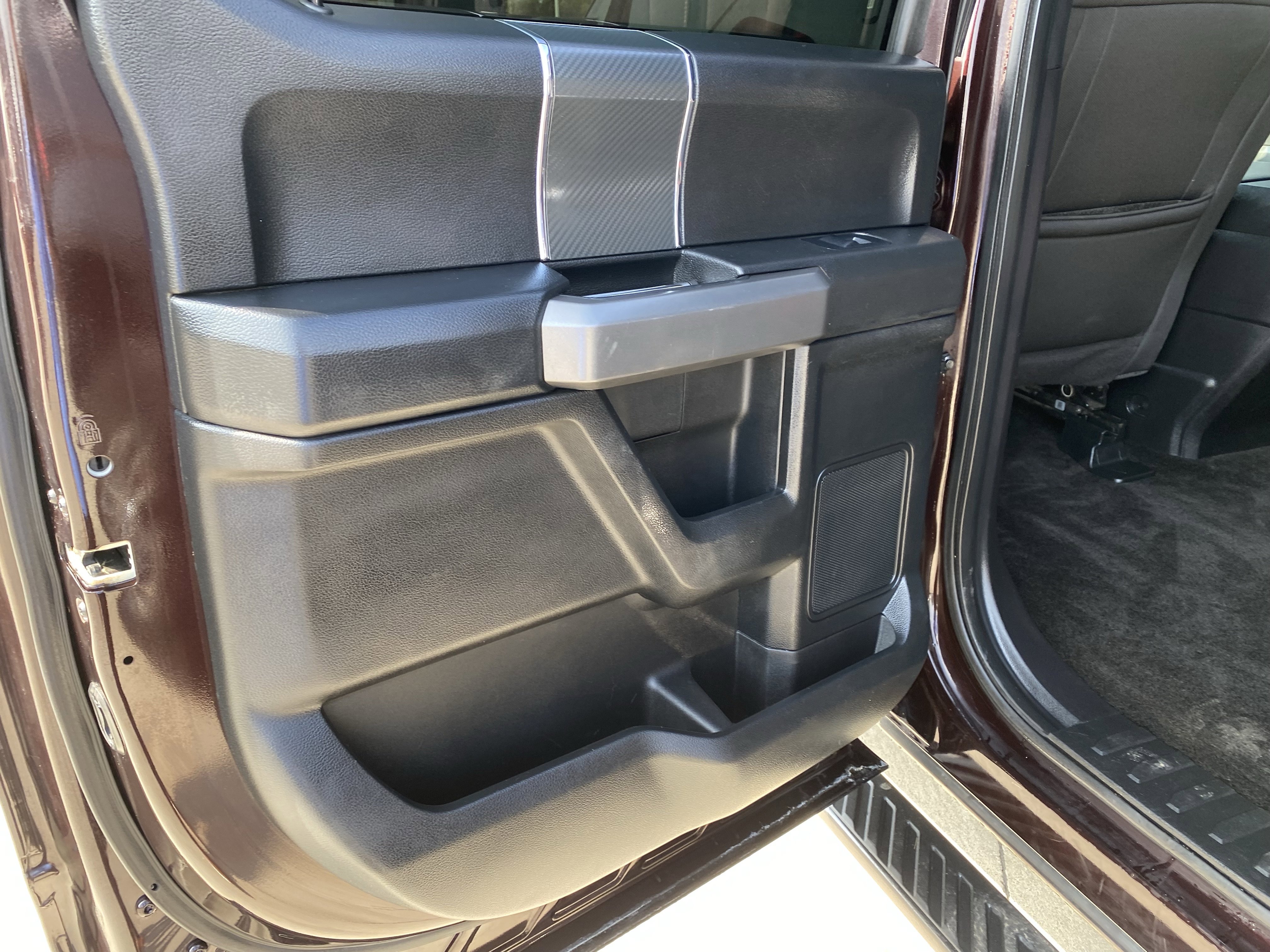 Used 2018 Ford F150 XLT w/ Equipment Group 302A Luxury image 14