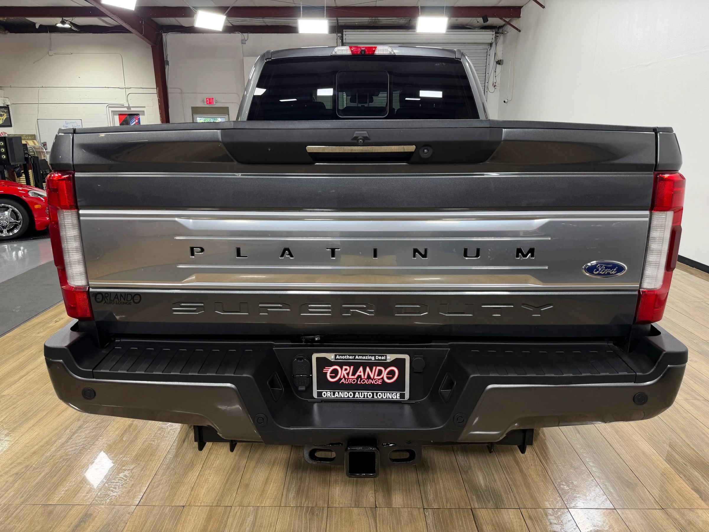 Used 2019 Ford F250 Platinum w/ Platinum Ultimate Package AWD/4WD image 6