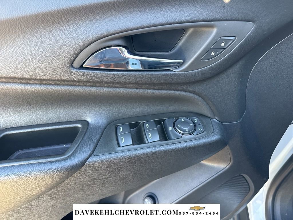 Used 2023 Chevrolet Equinox LT image 9