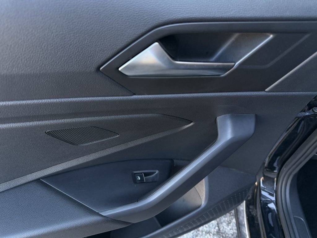 Used 2025 Volkswagen Jetta S image 24