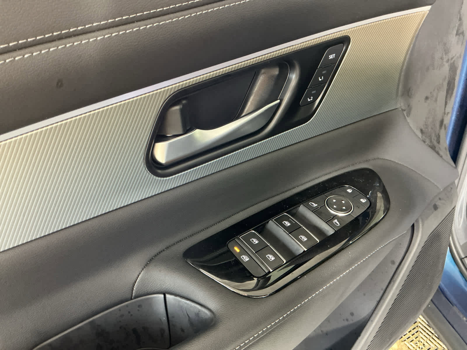 New 2025 Nissan Murano SL image 10