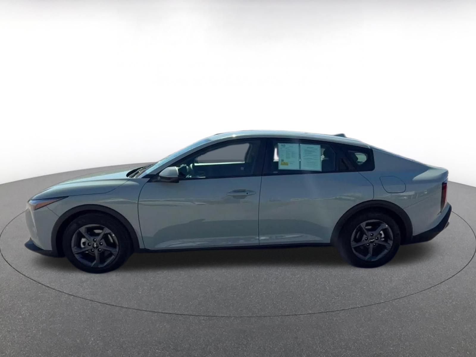 Used 2026 Kia K4 FWD image 8
