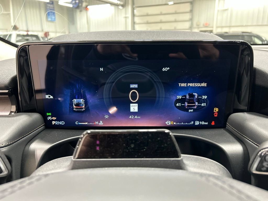 New 2026 Lincoln Aviator Reserve AWD/4WD image 16