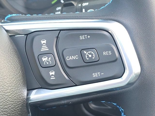 Used 2024 Jeep Wrangler High Altitude AWD/4WD image 23