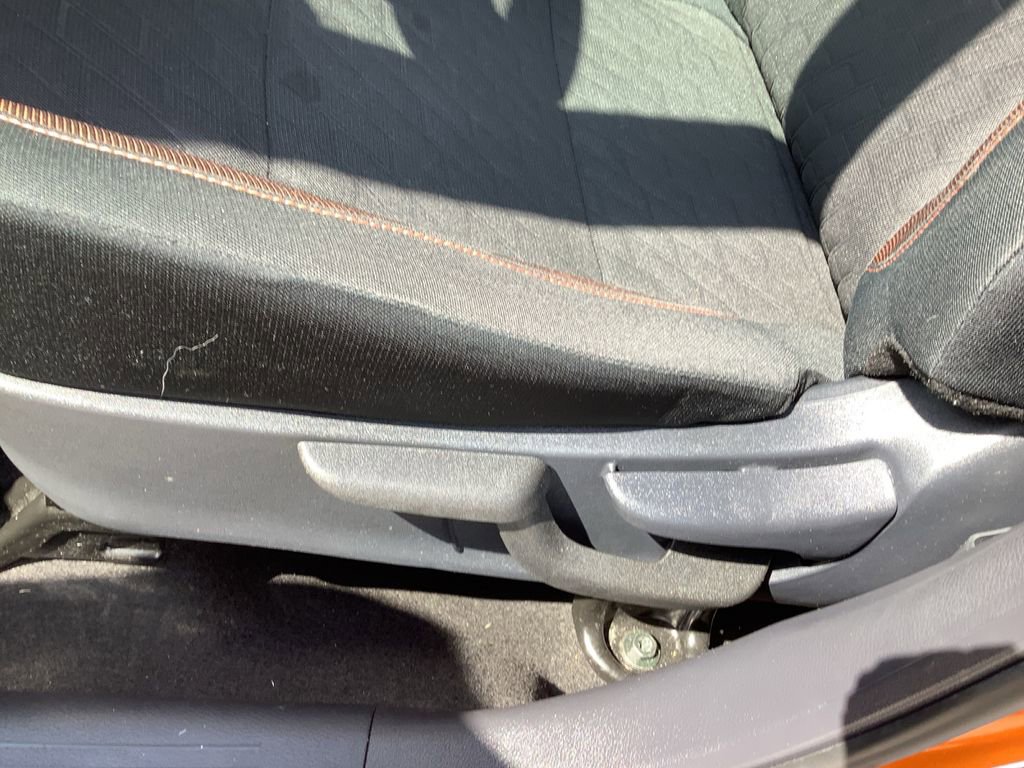 Used 2024 Nissan Kicks SR image 25