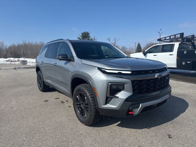 Used 2024 Chevrolet Traverse Z71 image 4