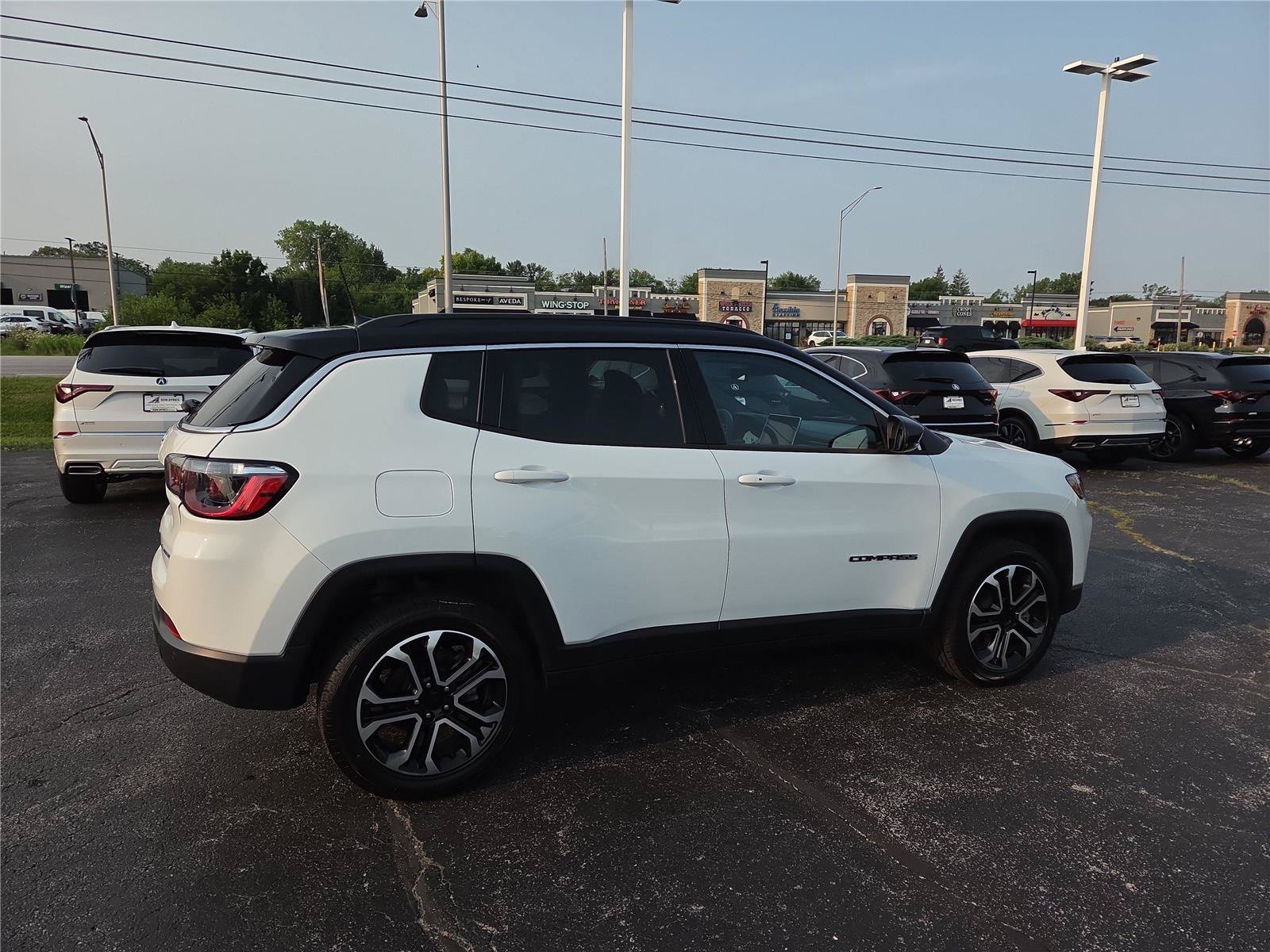 Used 2024 Jeep Compass Limited AWD/4WD image 28