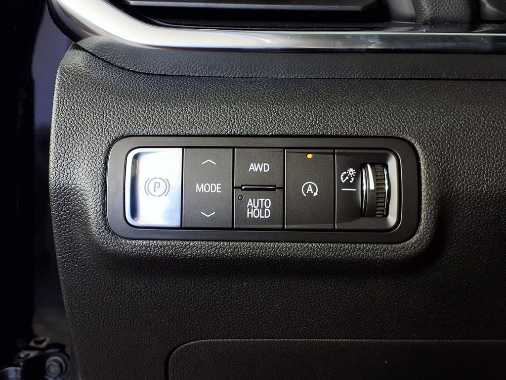 New 2026 GMC Terrain Denali w/ LPO, Black Badging Package AWD/4WD image 19