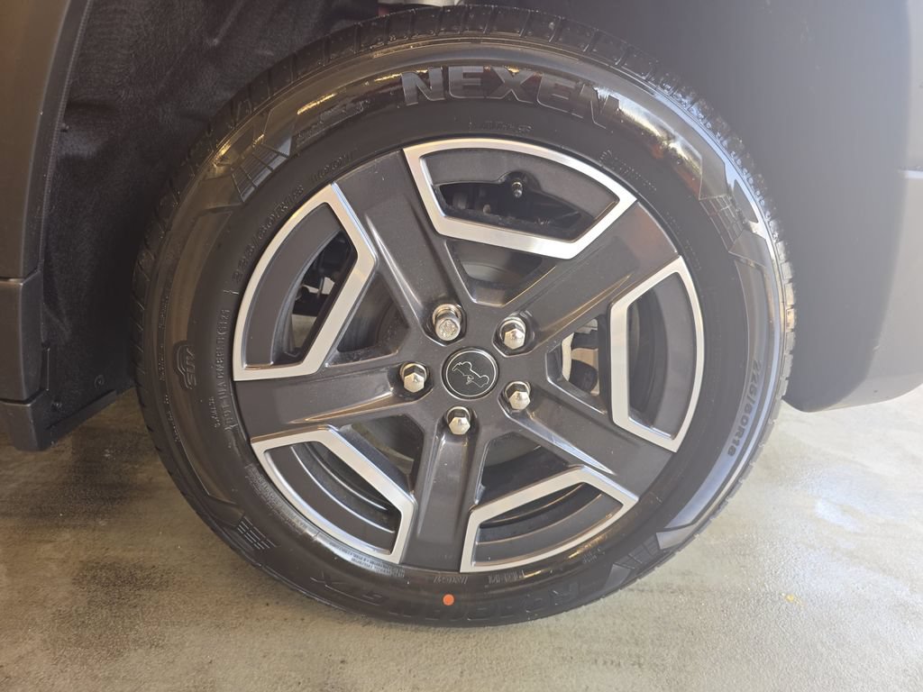 New 2026 Jeep Cherokee Laredo AWD/4WD image 35