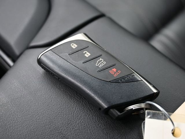 Used 2021 Lexus ES 300h w/ Accessory Package image 22