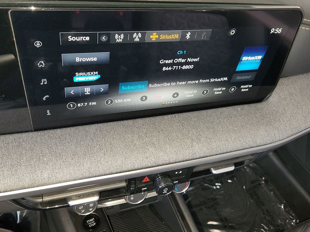 Used 2025 Nissan Kicks SV image 33