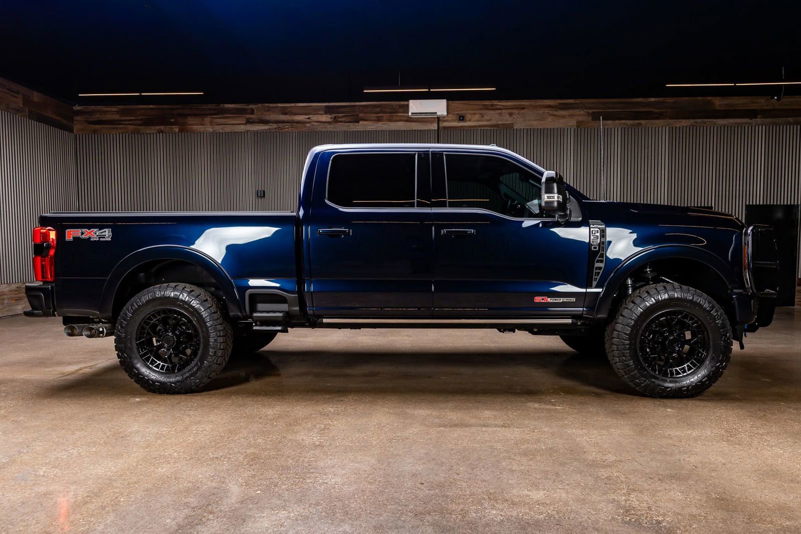 Used 2025 Ford F350 Platinum image 11