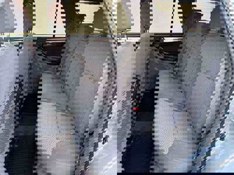 Used 2005 Toyota 4Runner SR5 RWD image 15