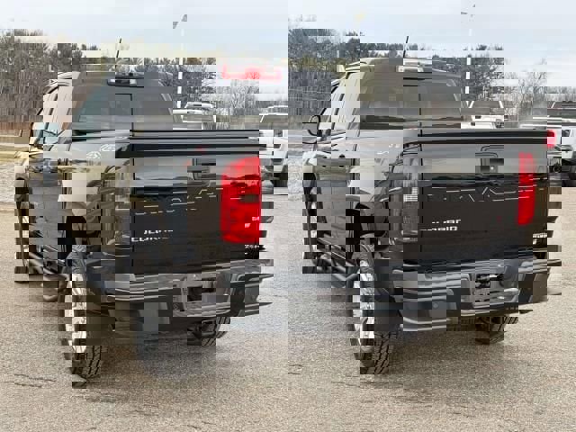 Used 2022 Chevrolet Colorado LT w/ Safety Package image 6