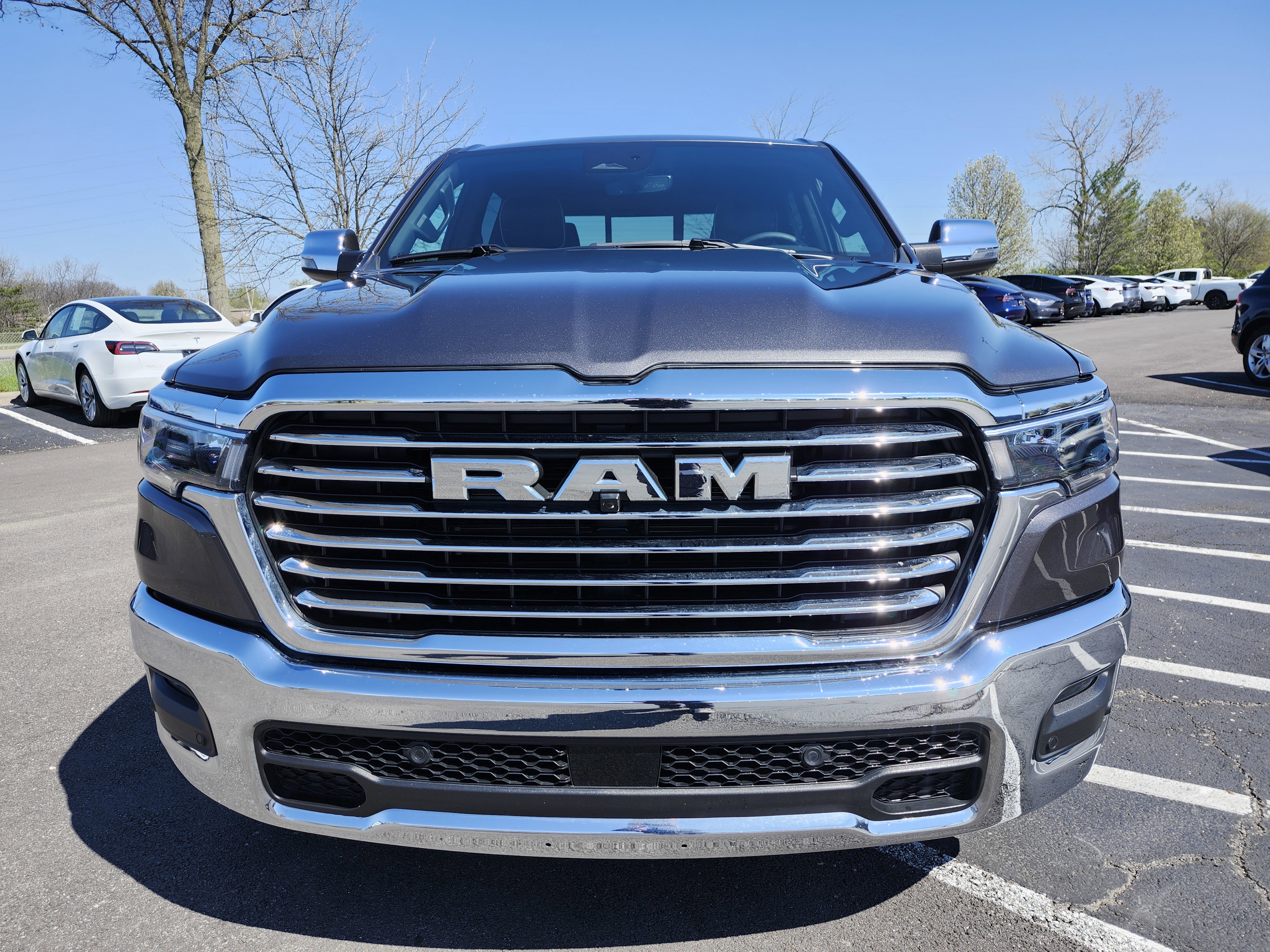Used 2025 RAM 1500 Laramie image 14