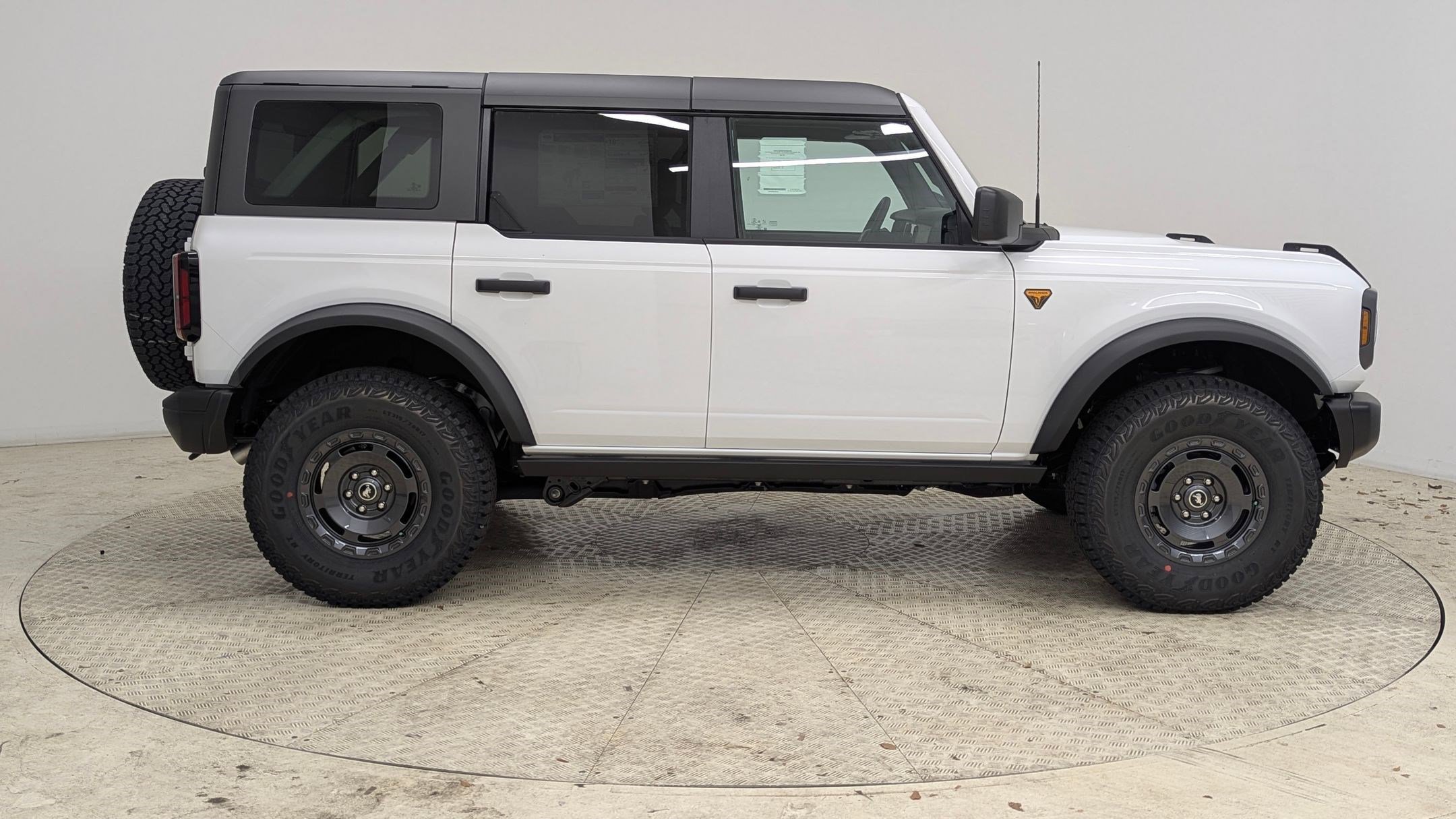 New 2025 Ford Bronco Badlands w/ Sasquatch Package image 7