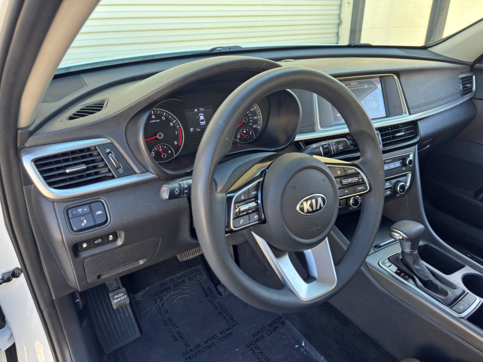 Used 2020 Kia Optima LX FWD image 12