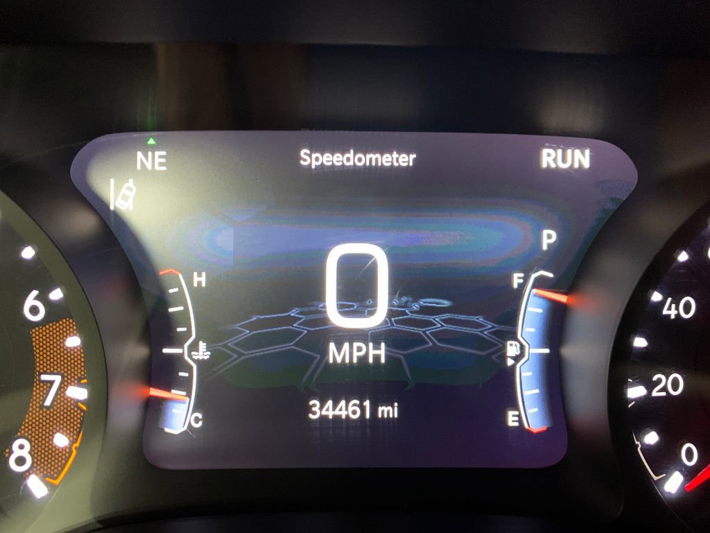 Used 2025 Jeep Compass Limited image 28