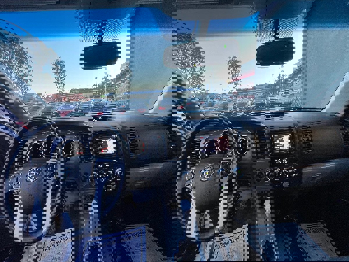 Used 2016 Toyota Sequoia Limited image 10