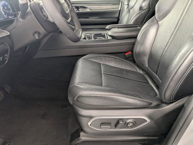 Used 2023 Jeep Wagoneer Series III w/ Convenience Group I image 13