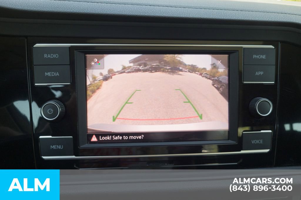 Used 2024 Volkswagen Jetta SE image 26