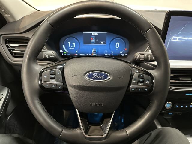 Used 2023 Ford Escape Platinum w/ Premium Technology Package image 13