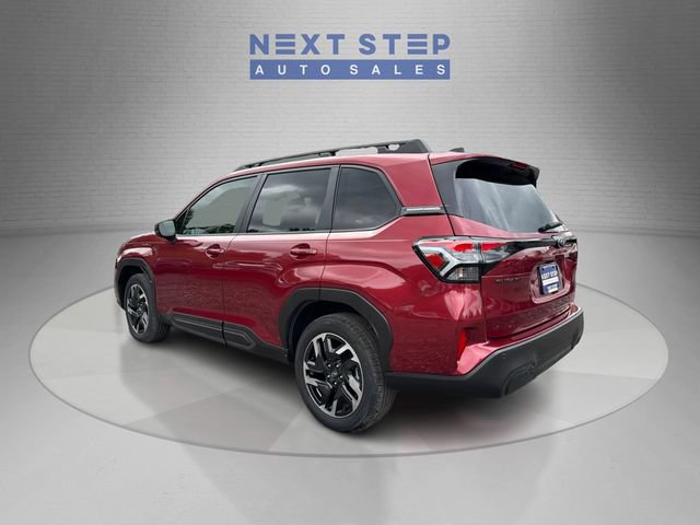 Used 2025 Subaru Forester Limited AWD/4WD image 5