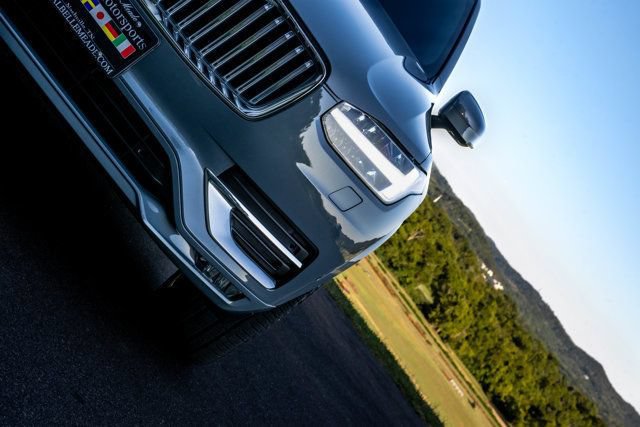 Used 2023 Volvo XC90 B6 Plus w/ Protection Package AWD/4WD image 3