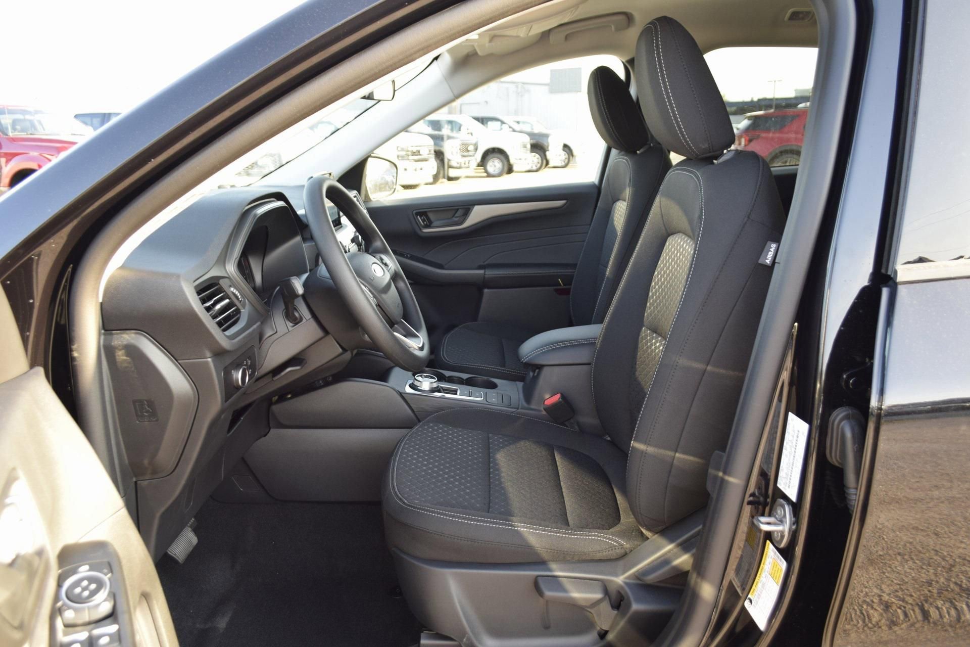 New 2026 Ford Escape Active image 18