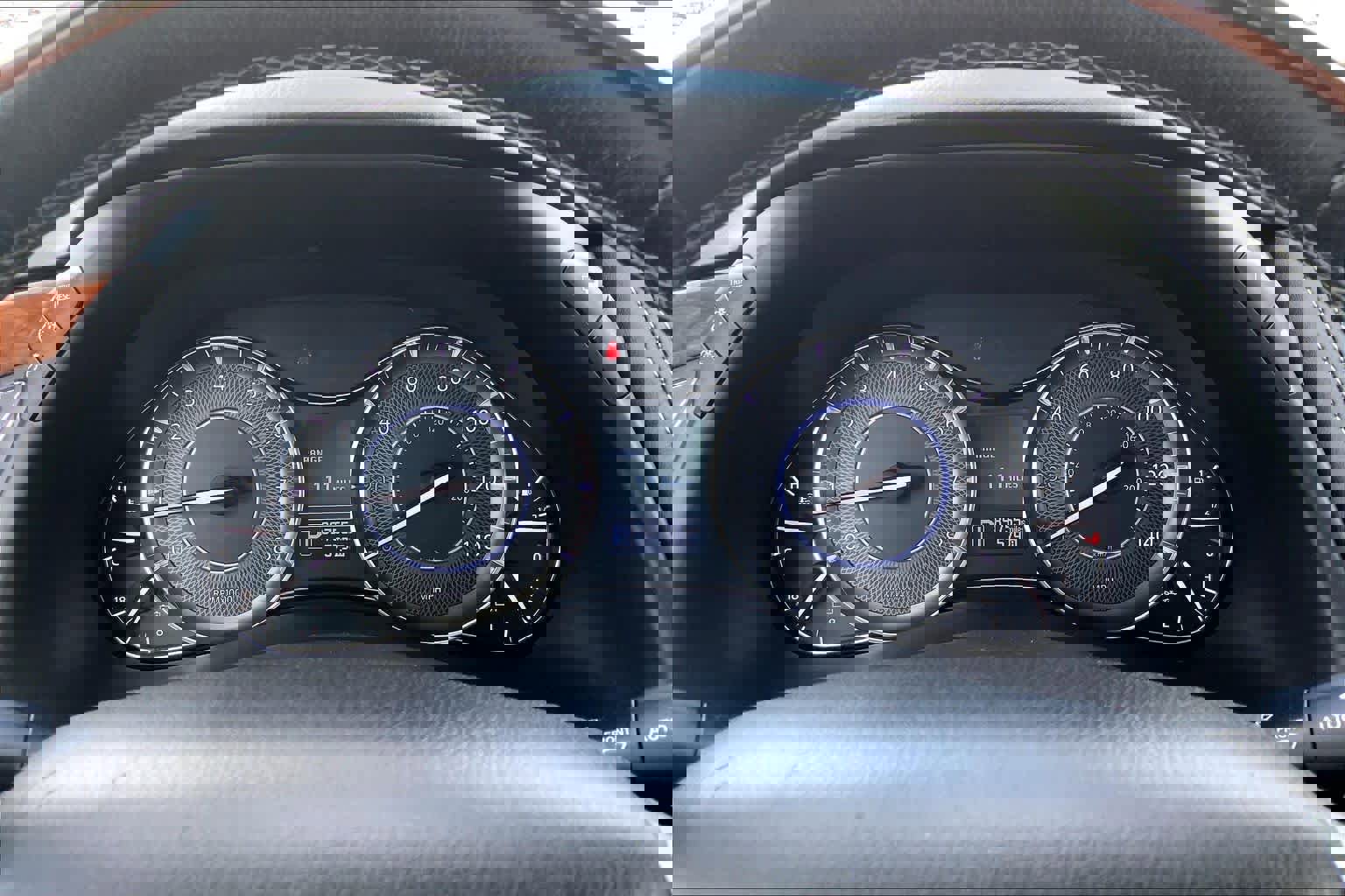 Used 2019 INFINITI QX80 Luxe w/ Proassist Package image 26