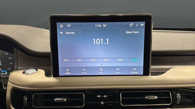 Used 2023 Lincoln Aviator Grand Touring w/ Equipment Group 301A AWD/4WD image 32