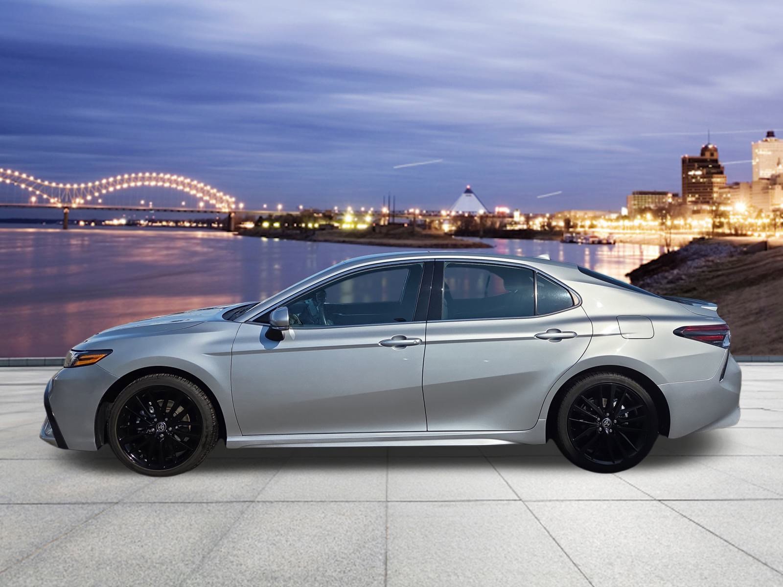 Used 2024 Toyota Camry XSE image 2