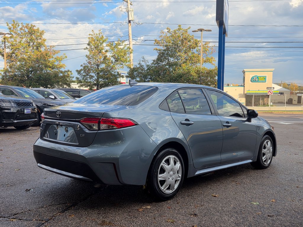 Used 2021 Toyota Corolla LE w/ Carpet Mat Package (TMS) FWD image 6