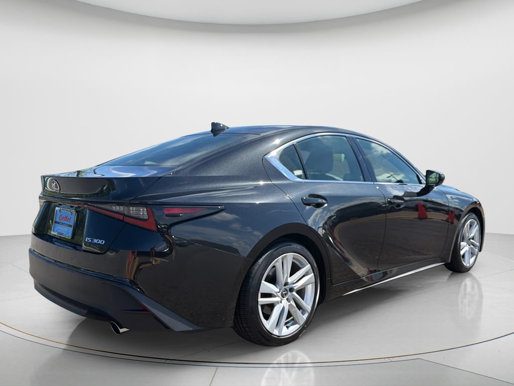 Used 2023 Lexus IS 300 w/ Comfort Package RWD image 5