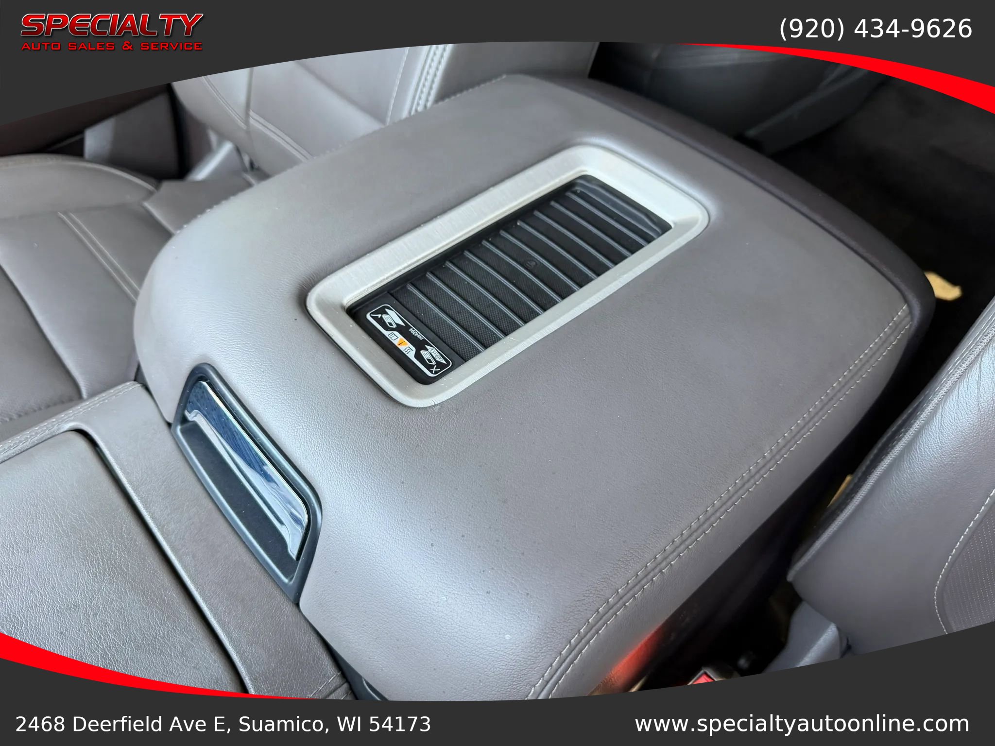 Used 2018 GMC Yukon Denali w/ Denali Ultimate Package AWD/4WD image 39
