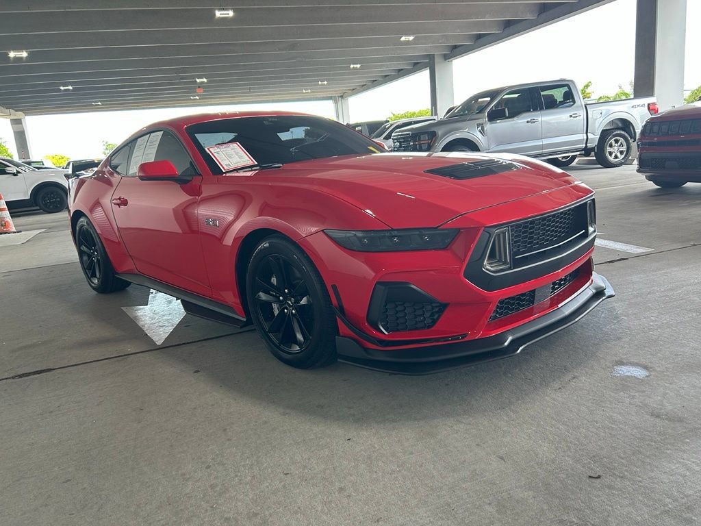 Used 2025 Ford Mustang GT RWD image 7