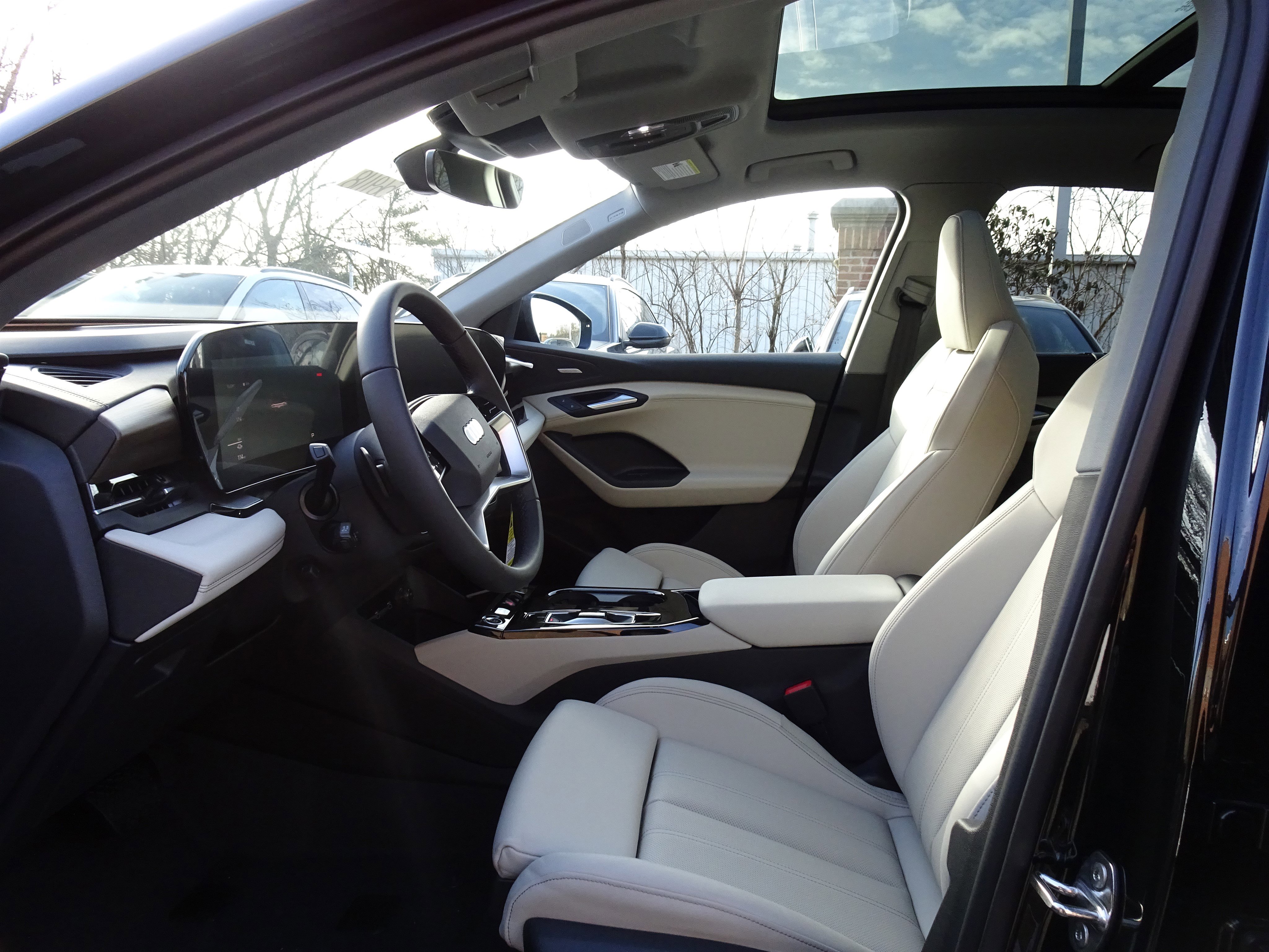 New 2025 Audi Q6 e-tron Premium Plus image 4