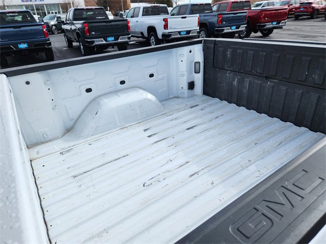 Used 2025 GMC Sierra 1500 SLT image 20