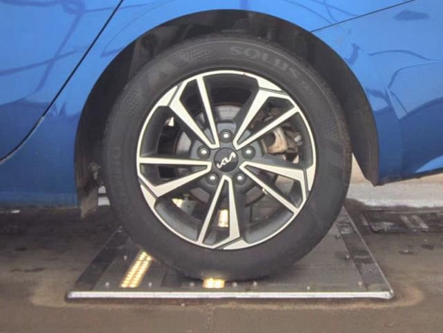 Used 2024 Kia Forte LXS image 19