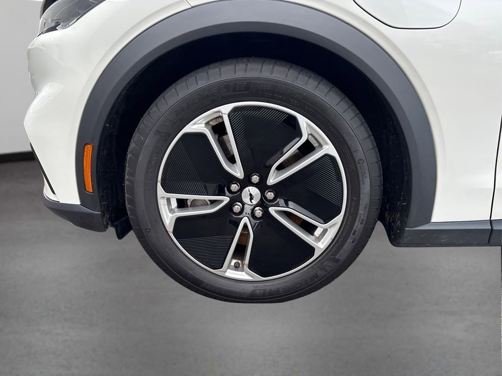 Used 2022 Ford Mustang Mach-E Select image 12