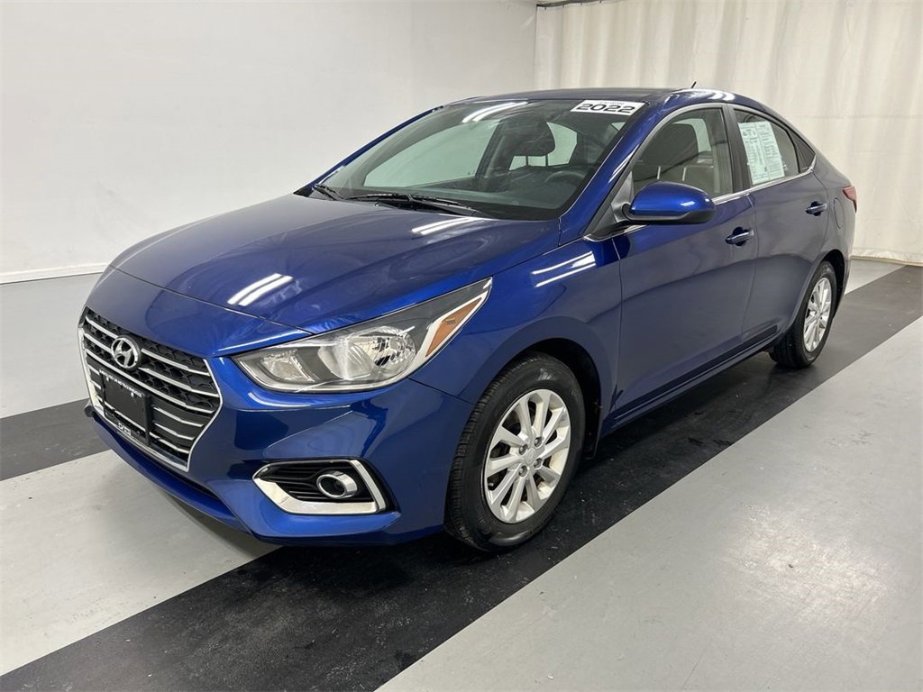 Used 2022 Hyundai Accent SEL image 4